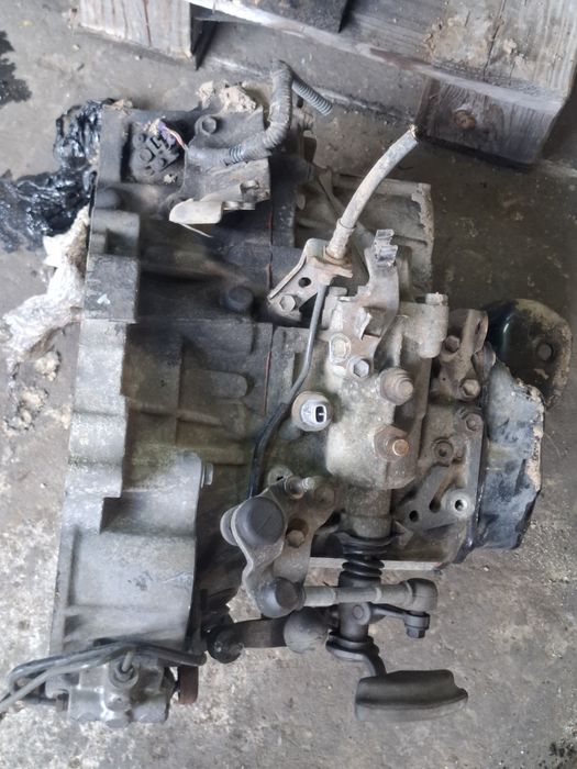 Коробка передач МКПП 5-ст Toyota Previa 2.0 D-4D / E350 E350-A5 Тойота Превія