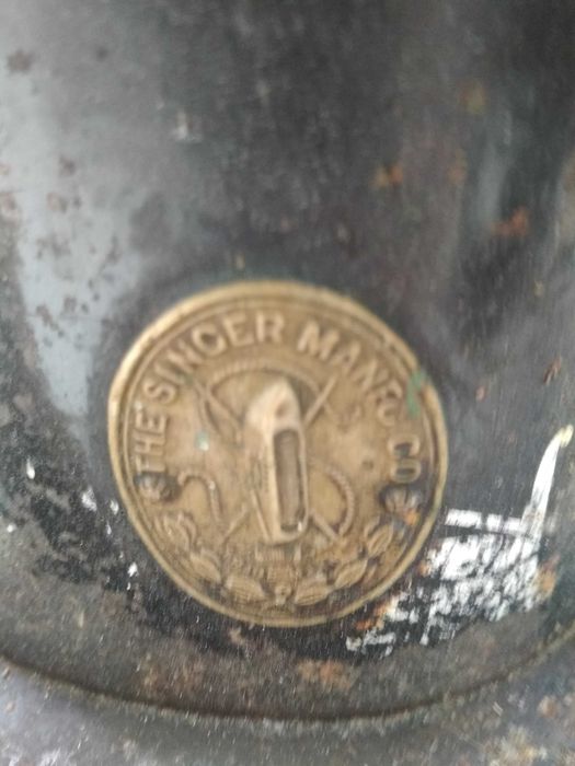 Швейная машина Singer