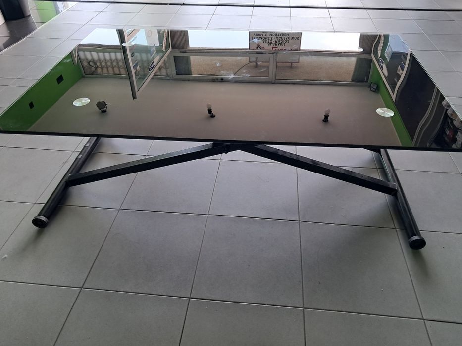 Mesa Ajustavel em vidro temperado