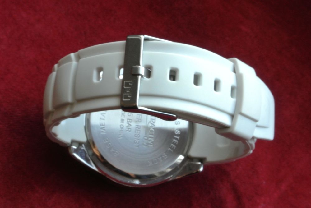 Чоловічий годинник Q&Q ATTRACTIVE DA60J305Y