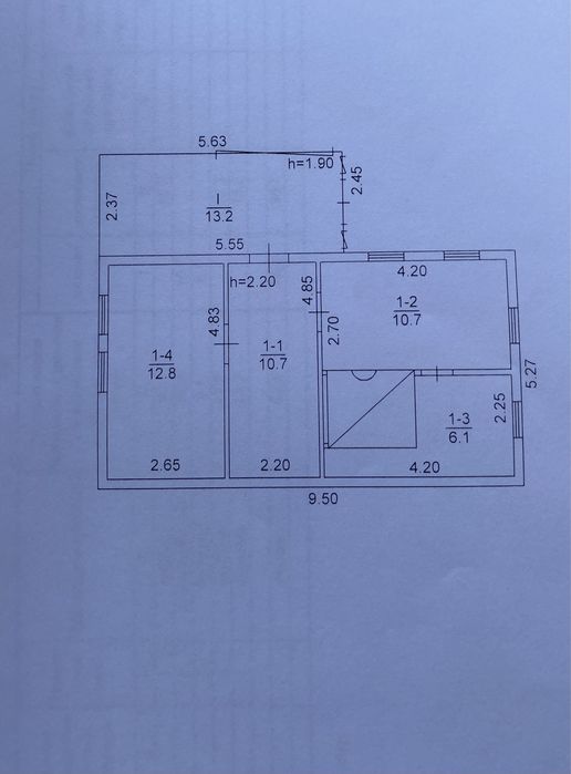 Хатинка + Струмок, с. Красне Перше, м. Обухів 3км, м. Київ 35км.