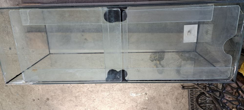 Акваріум ,фільтр , обігрівач