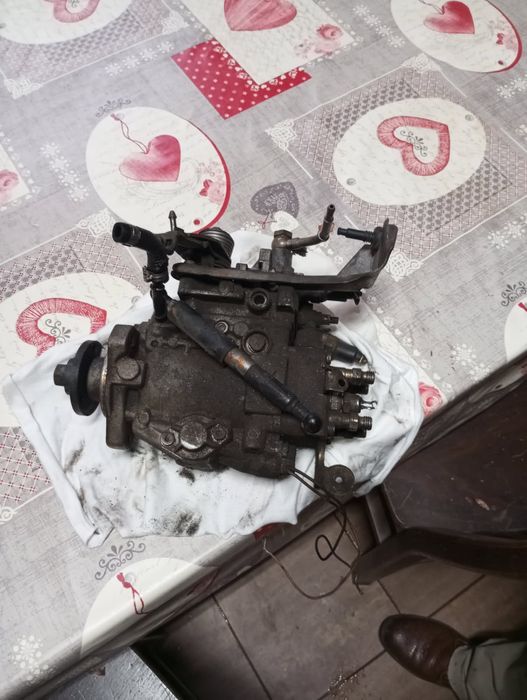 Vendo bomba injetora