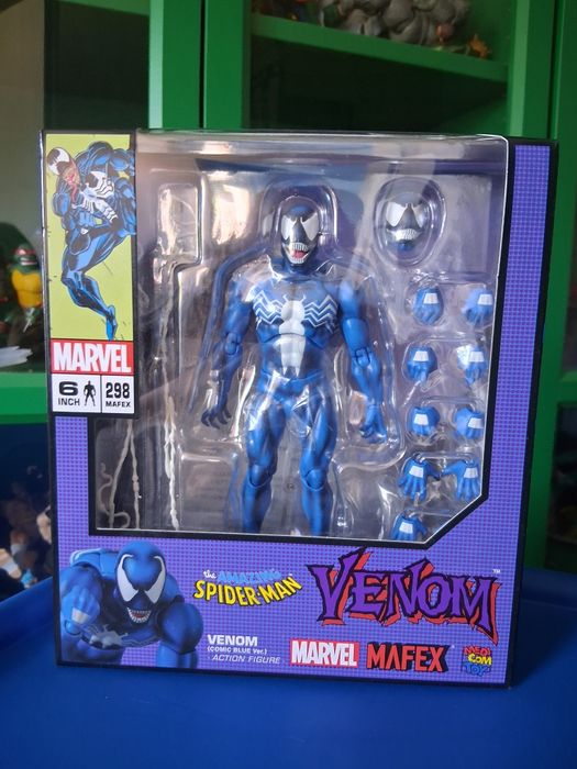 Zamienię Mafex comics venom blue ver.