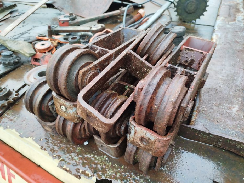 Rozrzutnik czarna białostocka koło łańcuchowe posuwu napinacz czarna