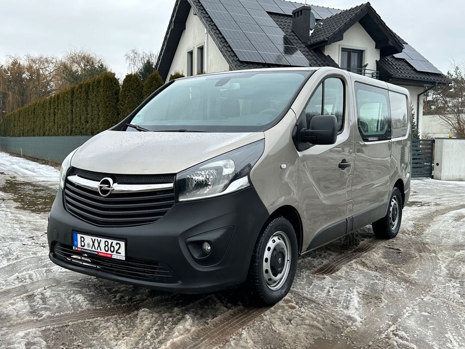 Opel Vivaro B 1.6 BiTurbo 125KM Klimatyzacja ABS Rejestrowany na 9 osobowy