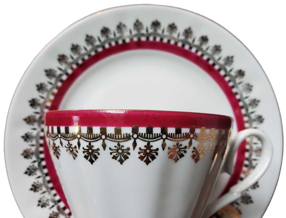 Filiżanka ze spodkiem+ talerzyk, porcelana Wałbrzych 3 elementy różowy