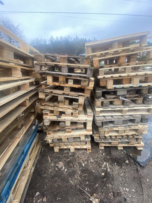 Uszkodzone palety 120x80