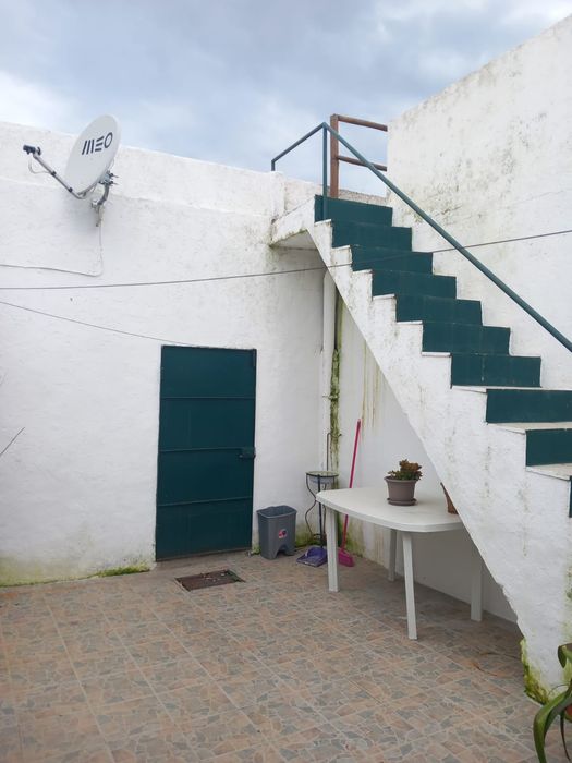 Moradia T3 à Venda em Mourão