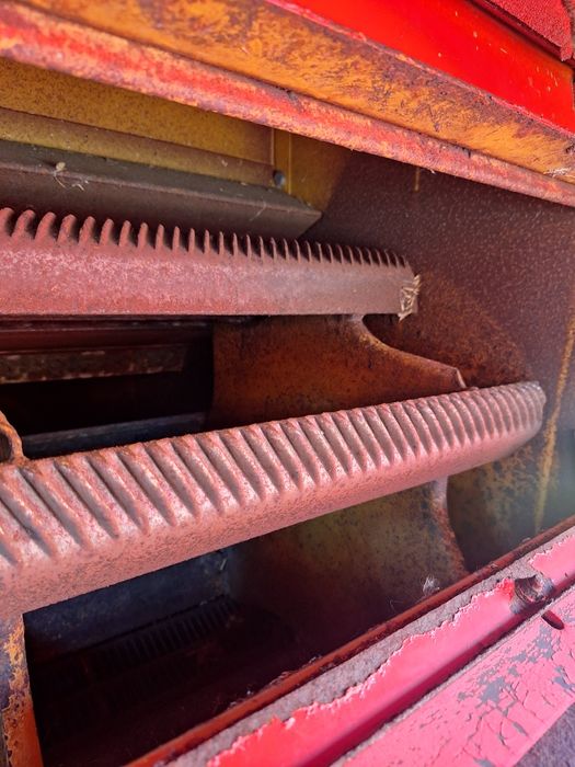 Комбайн Massey Ferguson 16 20XP