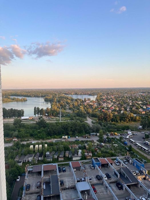 ЖК Патріотика Молодіжний простора однокімнатна квартира за адерсою Софії Русовой 7 а