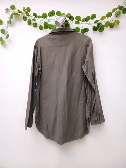 Camisa Caqui Comprida