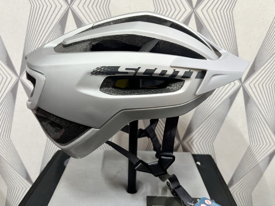 Kask rowerowy scott helmet fuga plus L mips gravel MTB