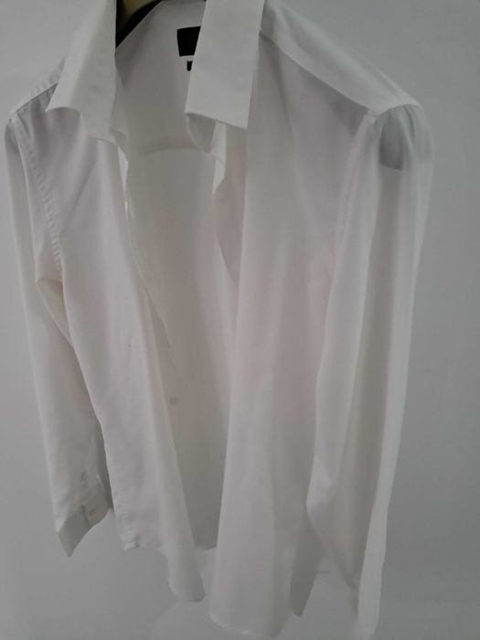 Camisa branca para homem - Lefties - tamanho S (Slim fit)