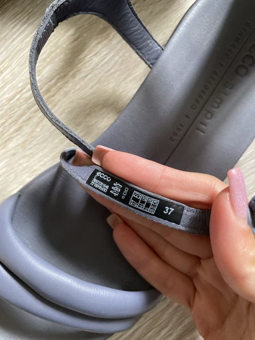 Босоніжки Ecco 37