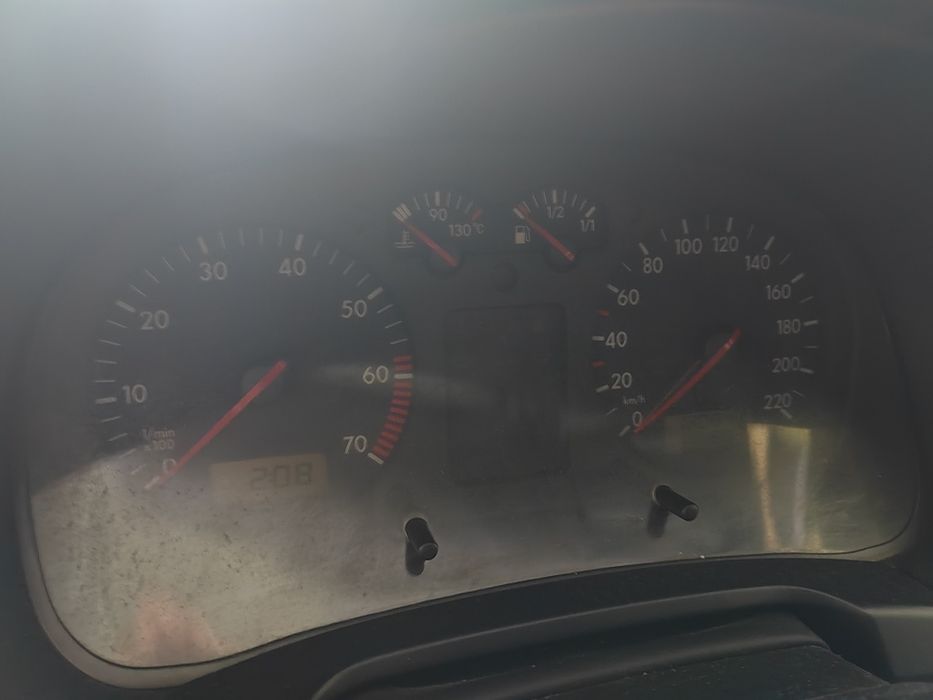 VW Golf 1.4i  Gasolina GPL A/C Bom estado