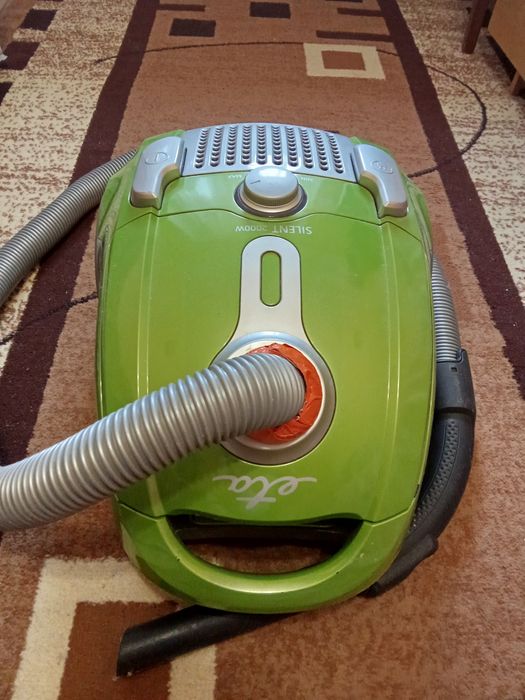 Продам пилосос Етта, привезений з Європи