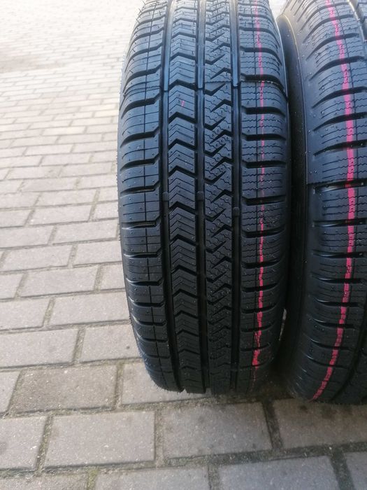 Opony całoroczne sprzedam