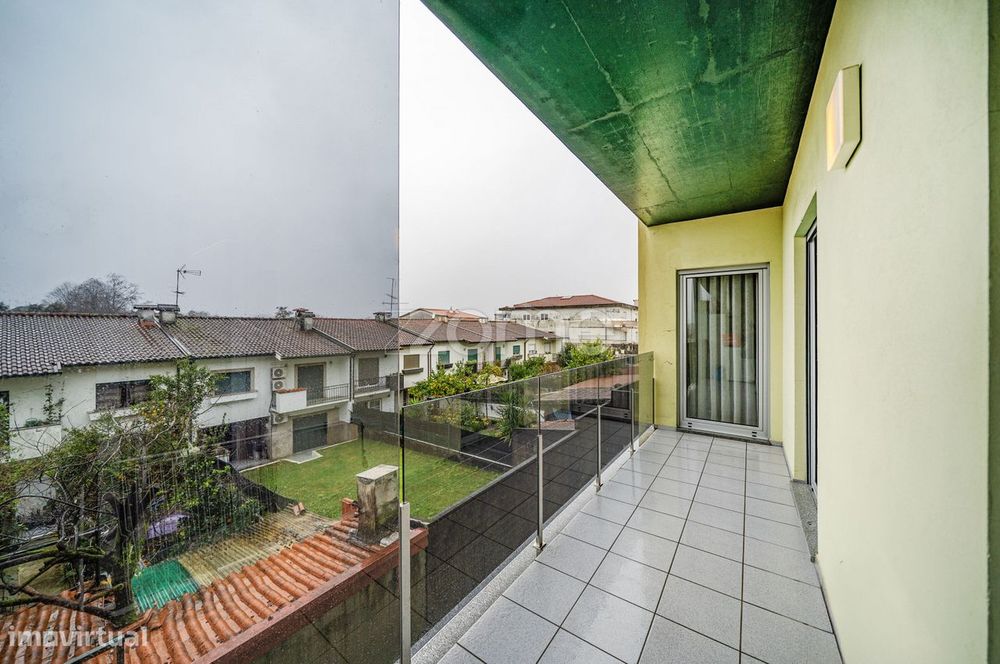 Apartamento T3 Renovado, em Vila de Prado, Vila Verde