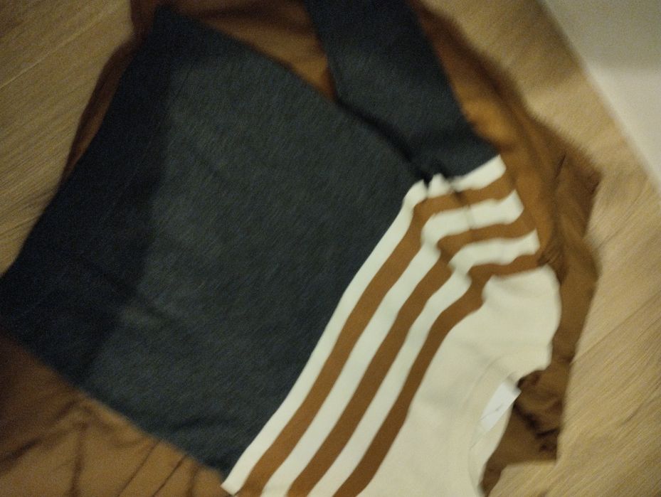 Zestaw noży bezrękawnik +2 sweterki