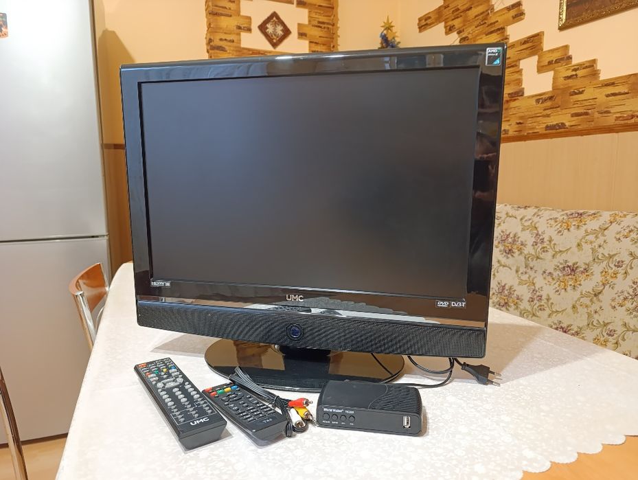 Телевізор UMC, монітор LCD, HDMI, DVD, Т-2 Тюнер Word vision T62D2