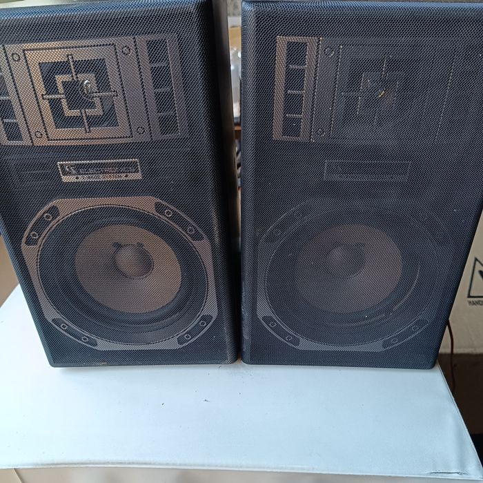 Głośniki kolumny universum