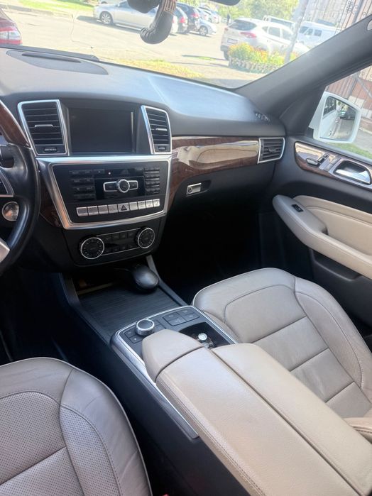 Mercedes-Benz ML350 AMG