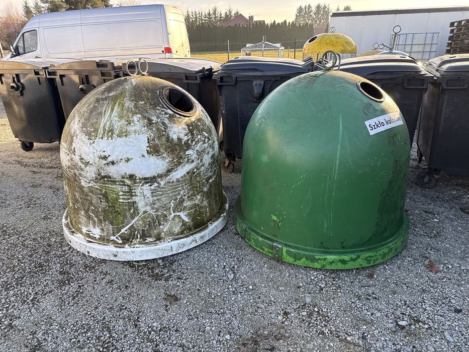 Śmietniki do segregacji typu dzwon