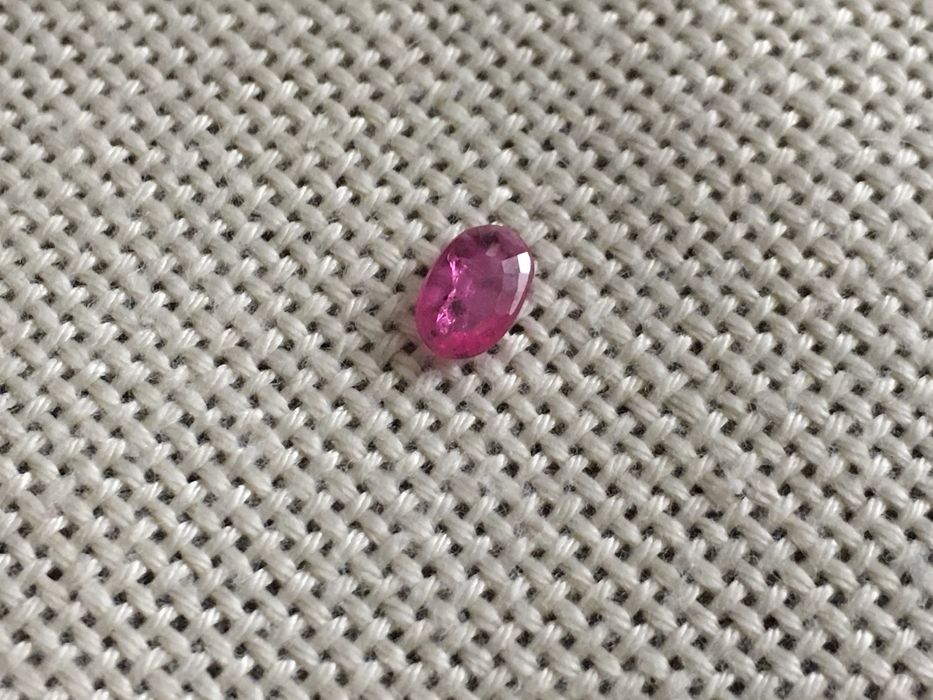 Rubin naturalny 0,8 ct