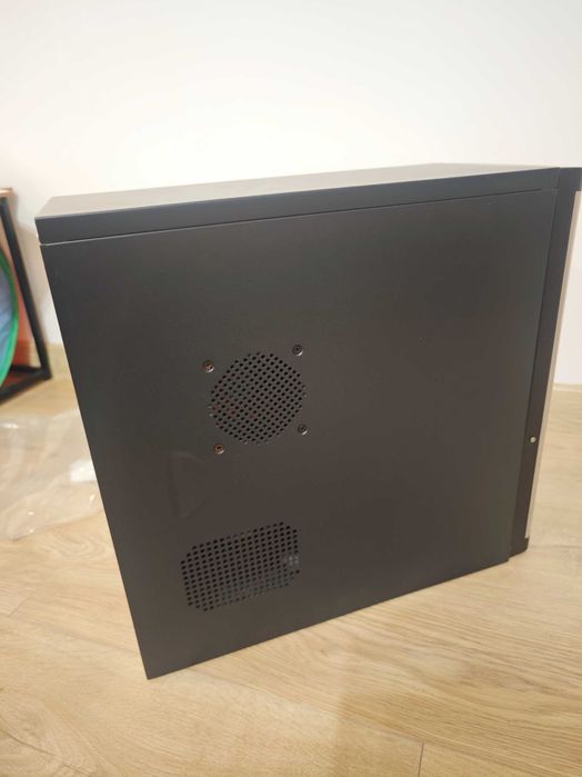 Komputer PC FX-6100 / 16GB RAM / RX 580 4Gb / SSD 240 Gb