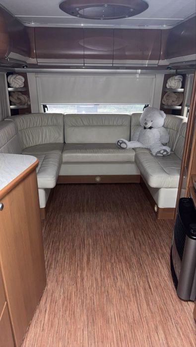 Caravana francesa , CAMA FIXA, impecavel 2010
