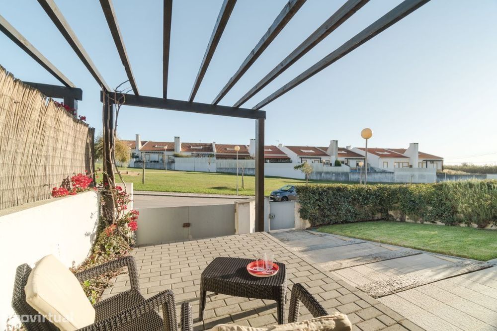 Casa T4; piscina aquecida; Praias; Sesimbra; mobilia; cozinha equipada