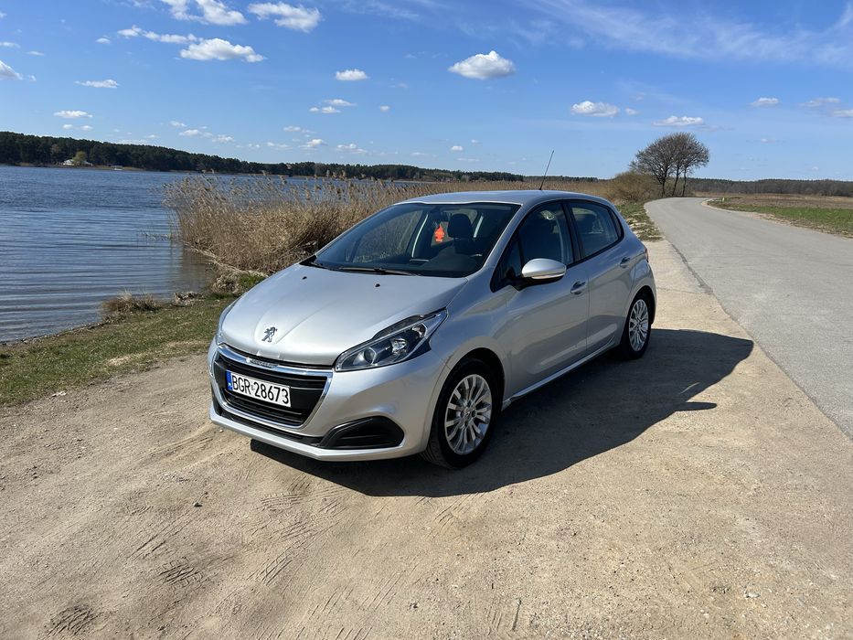 Sprzedam samochód Peugot 208 1.6 HDI
