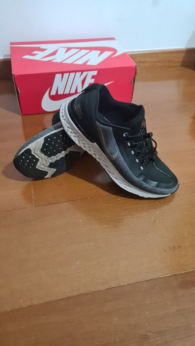 Sapatilhas Nike React Shield