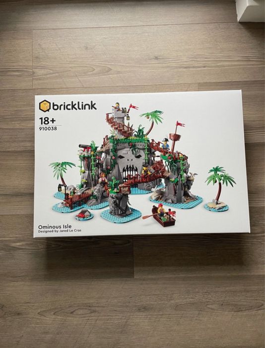 Lego Bricklink Ominus isle New! 910038