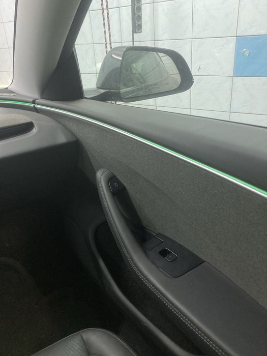 Tesla Model 3 Highland 2024