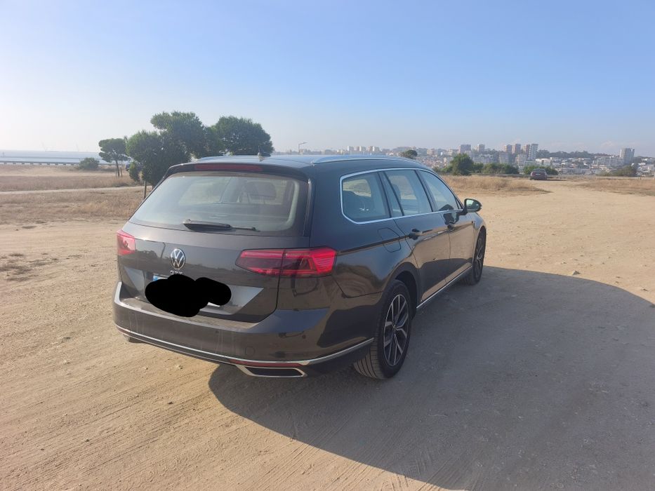 Volkswagen Passat GTE Plug-in Hybrid (2022) – Excelente Estado – IVA Dedutível