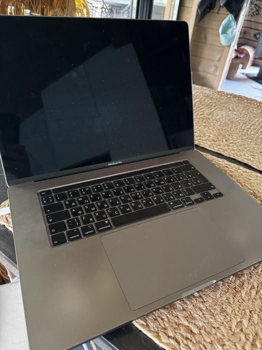 McBook Pro 16 2019, 16Gb, 512Gb