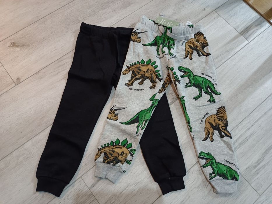 Nowy 2pak ciepłe spodnie dresowe dresy 110 H&M
