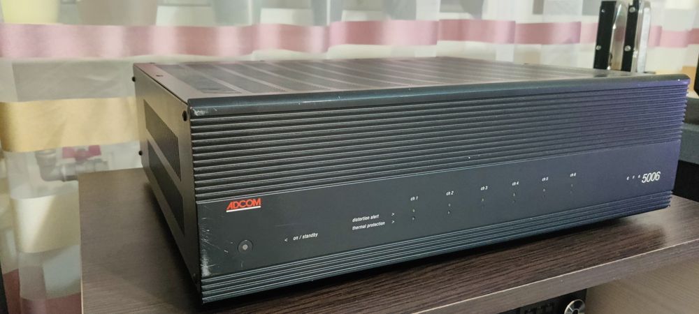 Продам шестиканальный усилитель Adcom gfa-5006