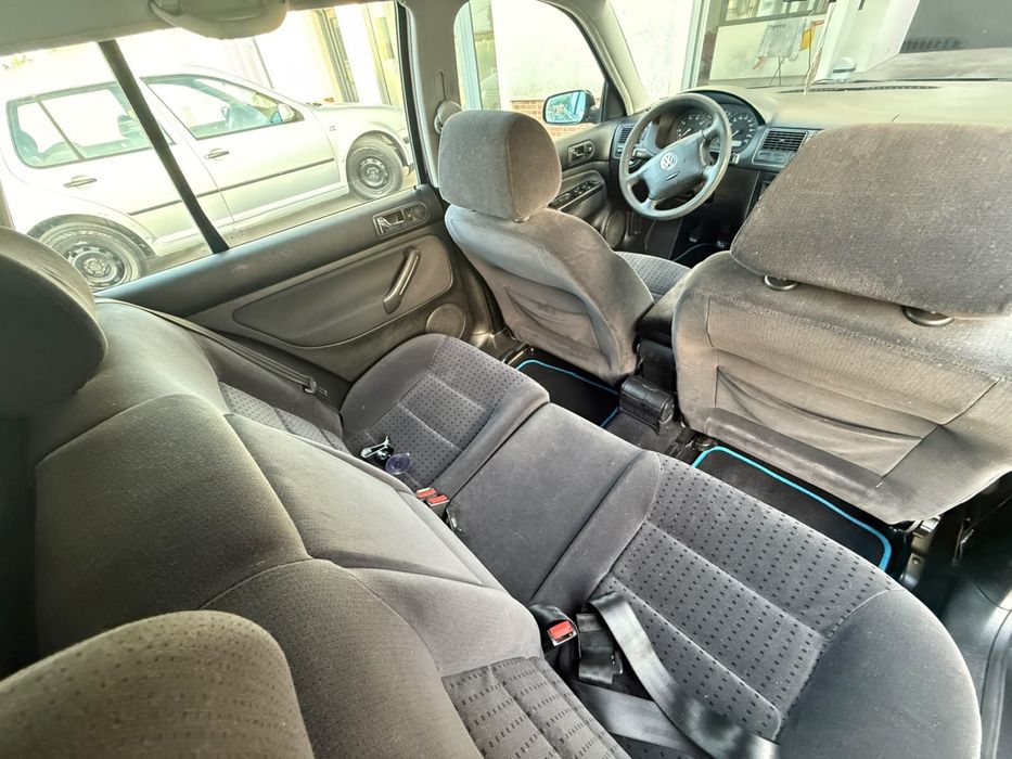 Golf 99, 1.4 com 5 porta, em perfeito estado