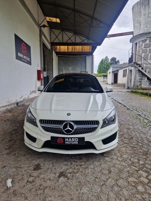 Mercedes-Benz CLA 180 Standard