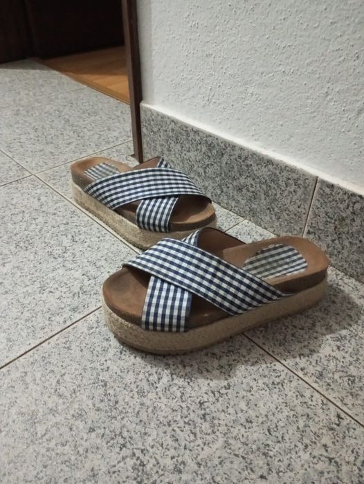 Sandálias Vintage Tamanho 38