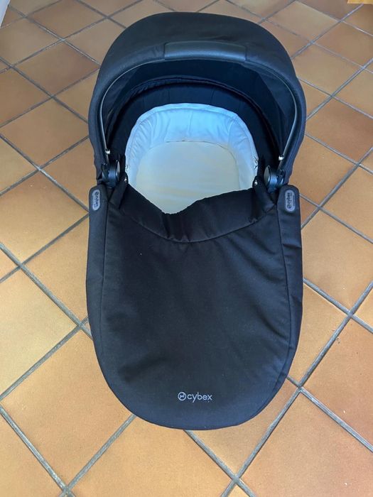 Carrinho de bebé Balios S preto + Cot S Lux