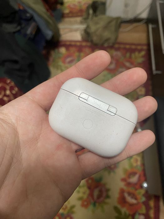 наушники airpods pro 2nd generation (1 наушник рабочий)