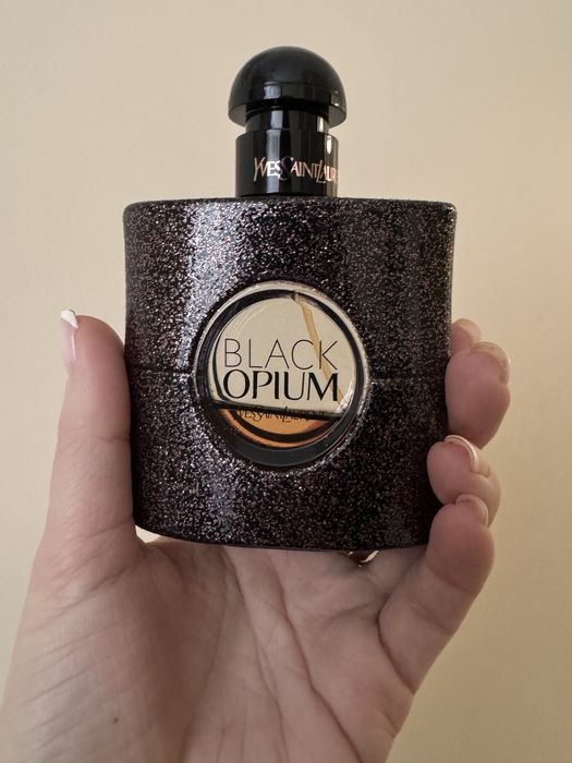 Yves Saint Laurent Black Opium