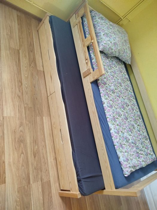 Łóżko młodzieżowe