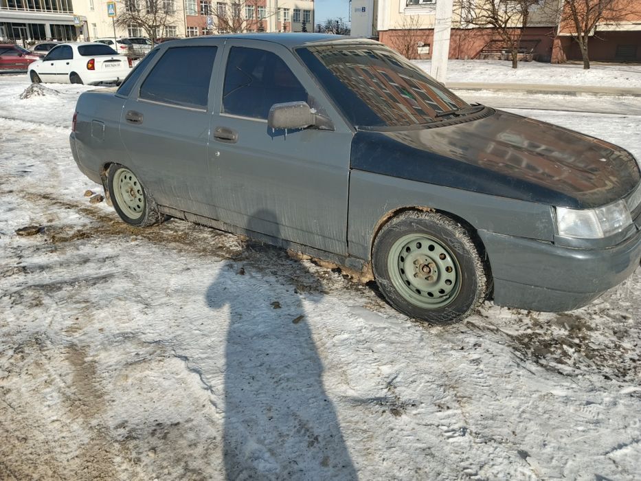 Продам ваз 2110 на