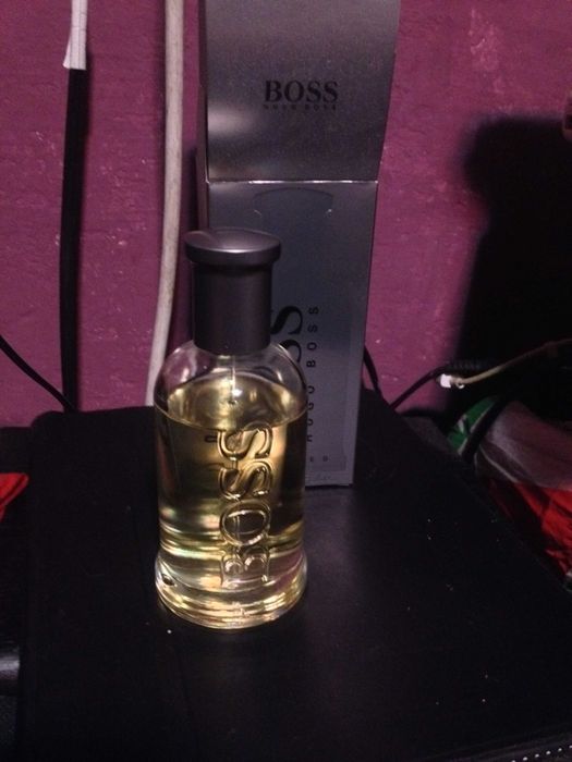 Продам туалетну воду Boss Versace