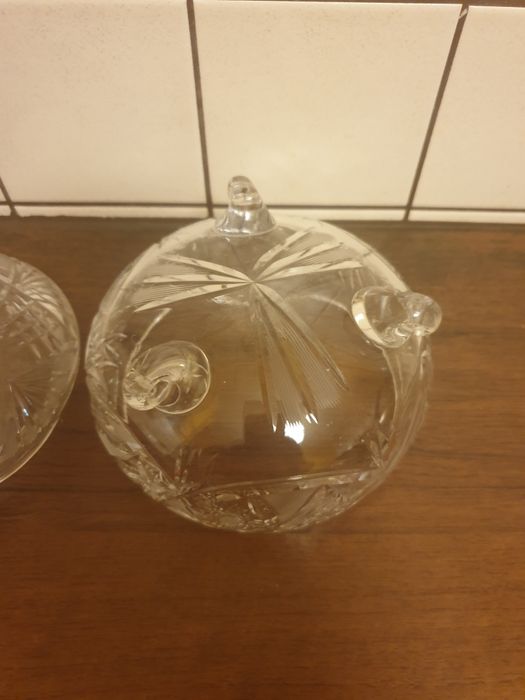 Kryształowa cukiernica bomboniera